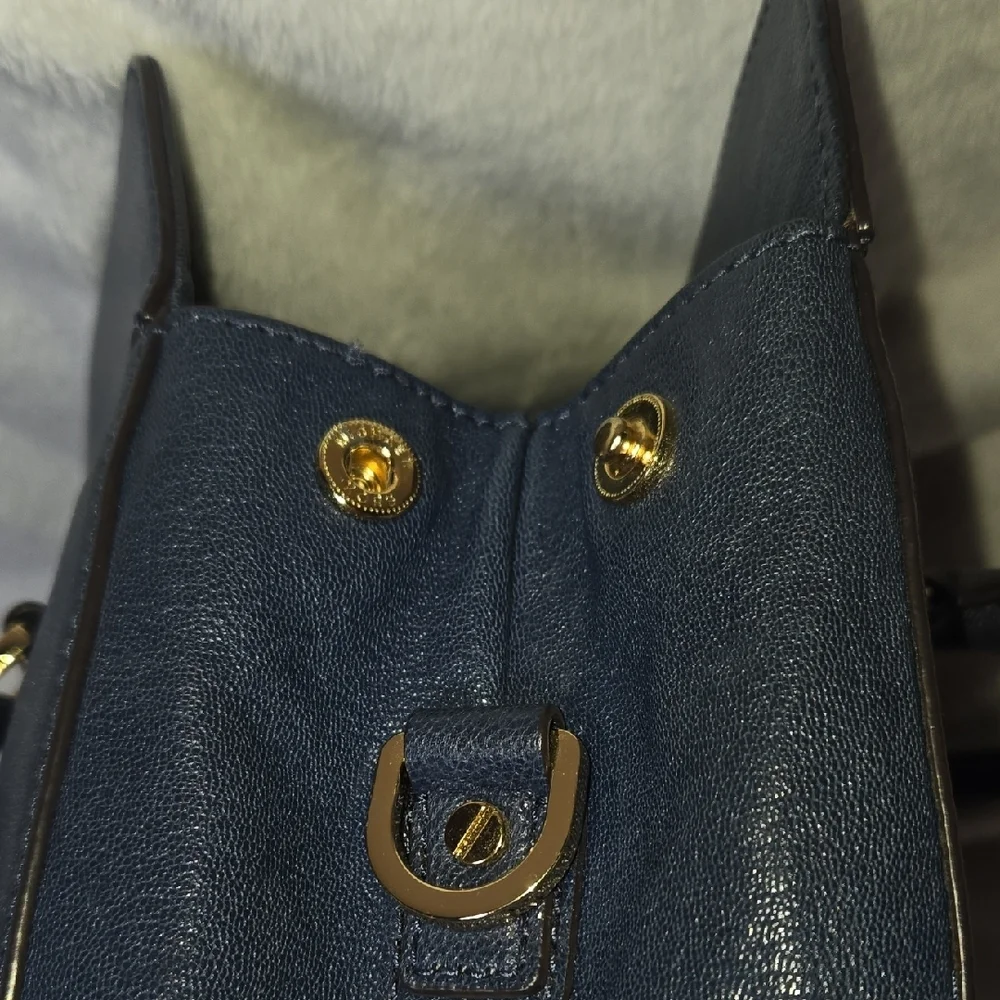 Michael Kors Vintage Satchel Gold MK HDWR Classic Elegance SOFT Leather